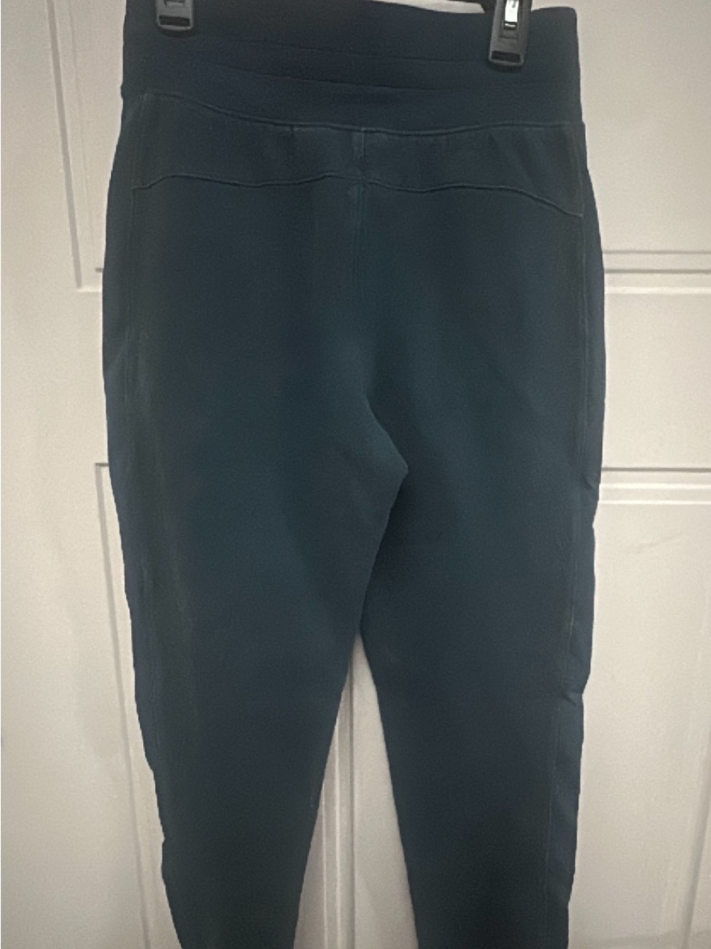 Lululemon Joggers Sz 2 - Picture 6 of 8